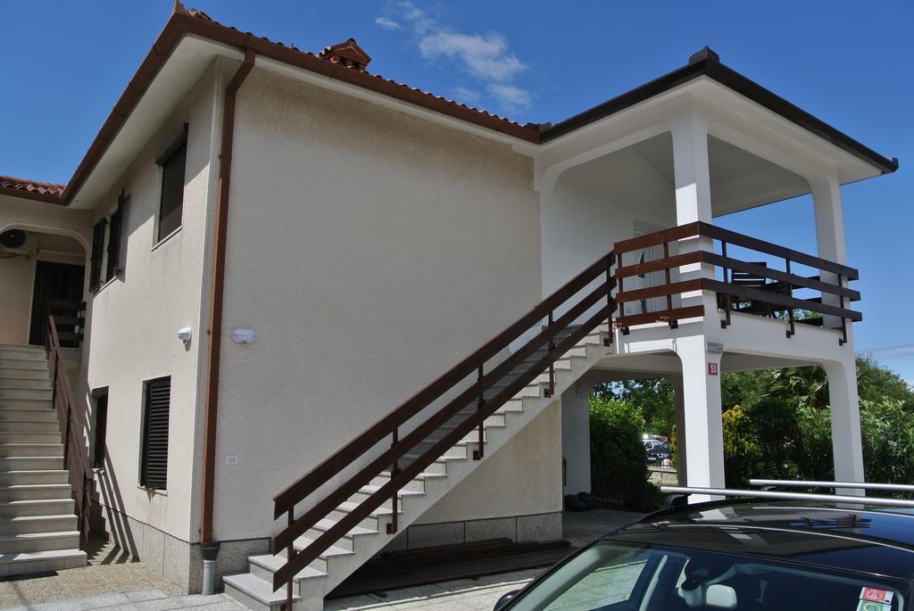 Apartmaji Nika Izola Exterior foto