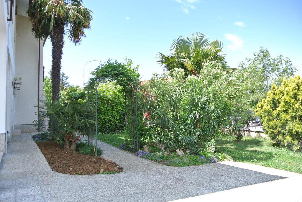Apartmaji Nika Izola Exterior foto