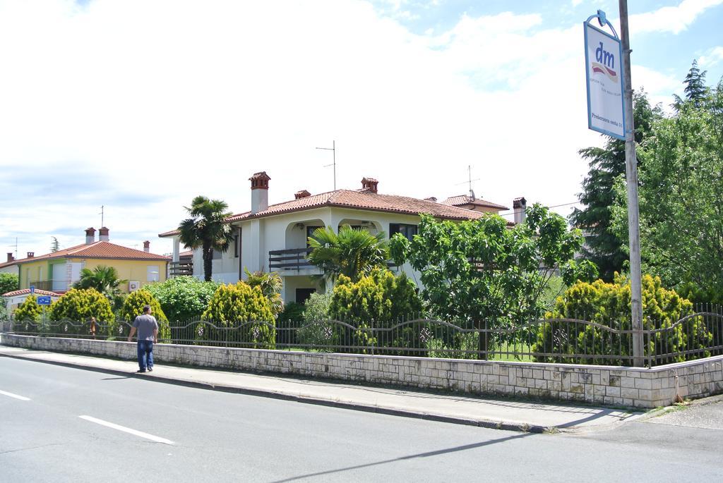 Apartmaji Nika Izola Exterior foto