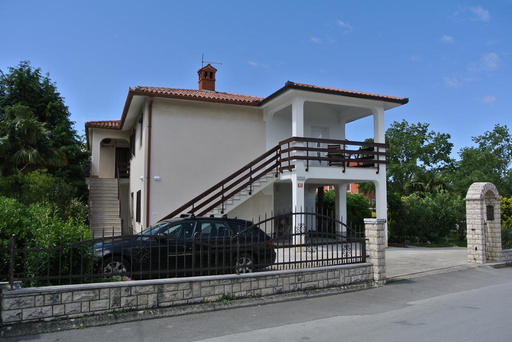Apartmaji Nika Izola Exterior foto